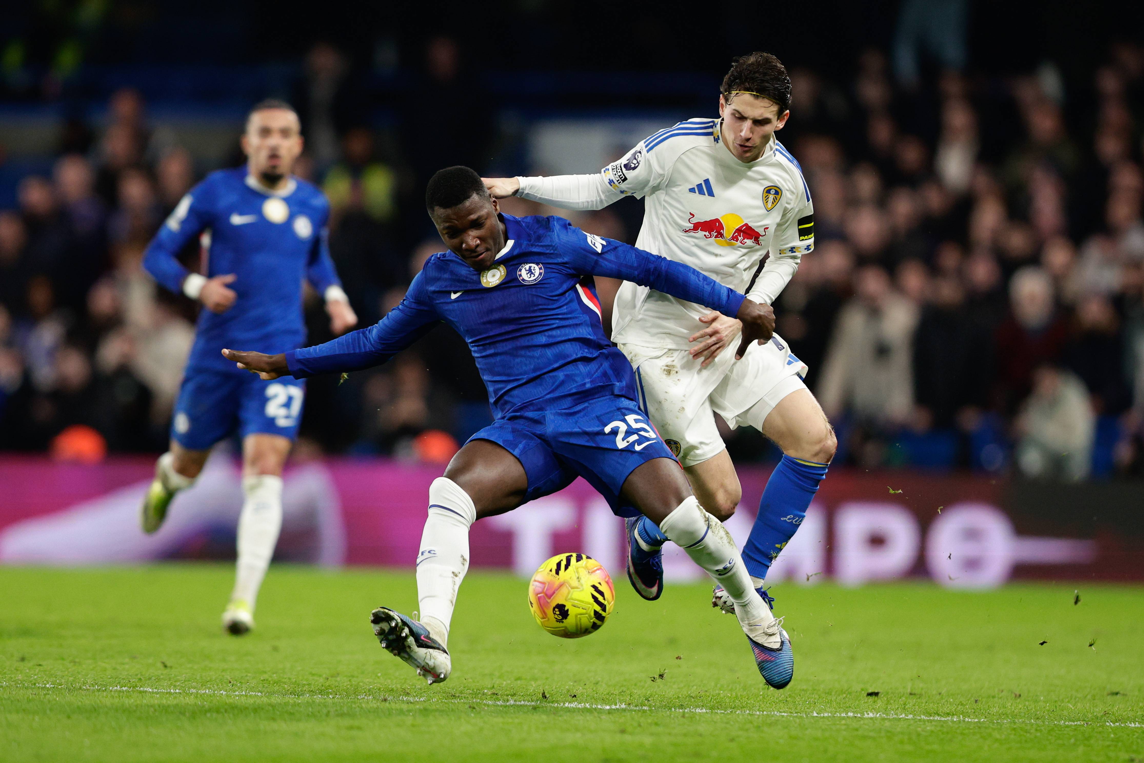 关于冲刺阶段切尔西调整名单以备欧篮联，造点机会环节打磨，质疑声仍在，轮换策略成焦点的信息-爱游戏体育